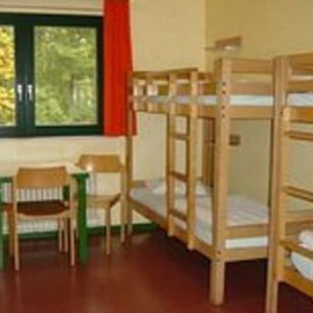 Jugendherberge Ernst Reuter Glienicke/Nordbahn Екстер'єр фото